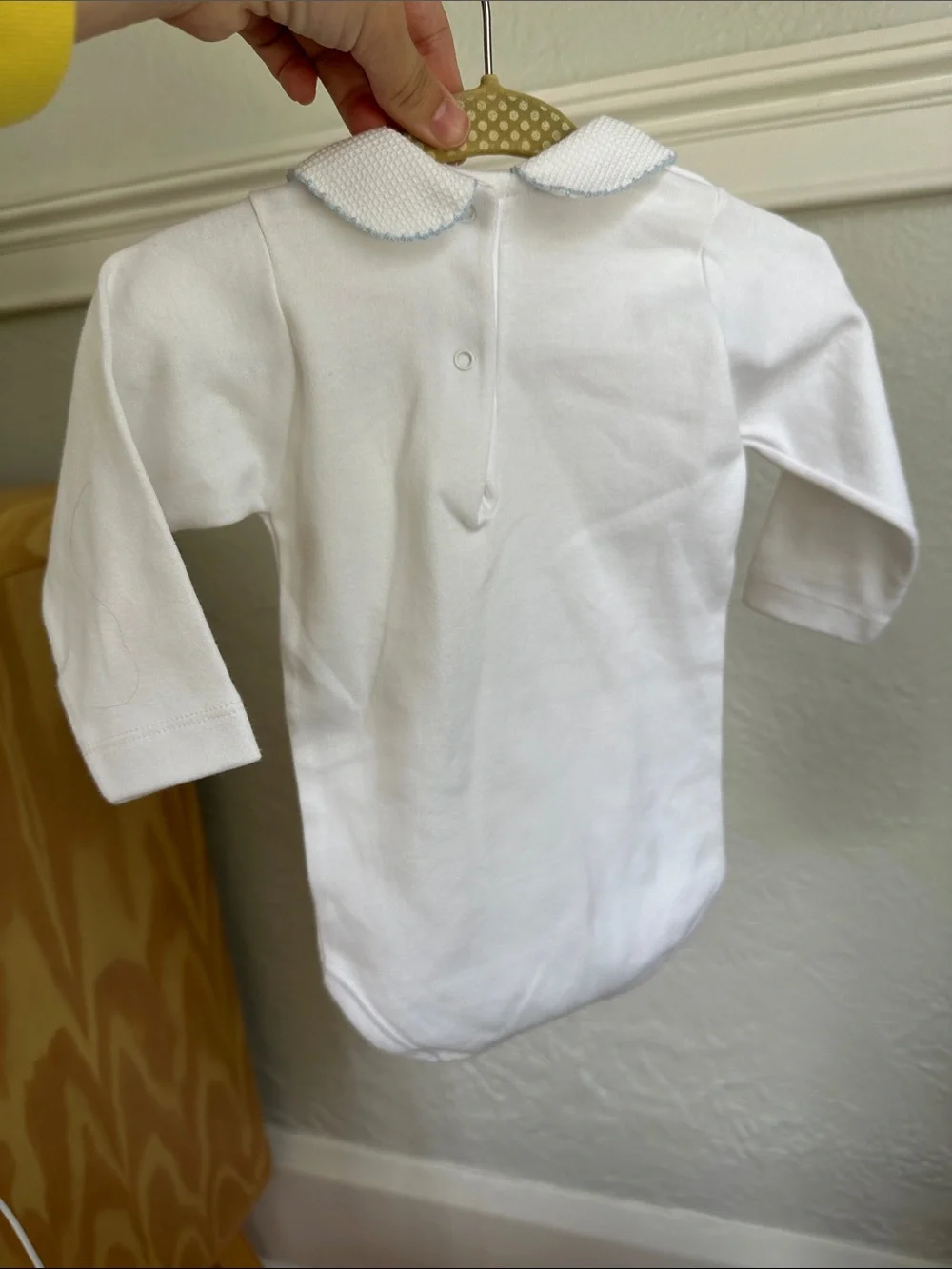 Classic White Long-Sleeve Baby Bodysuit with Blue-Trim Peter Pan Collar